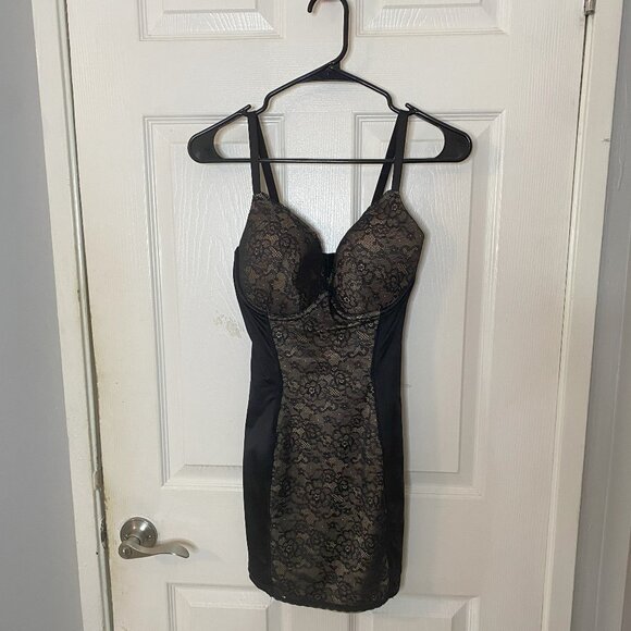 2/$50 Inspiration by Maidenform Shapewear Slip - Picture 1 of 8